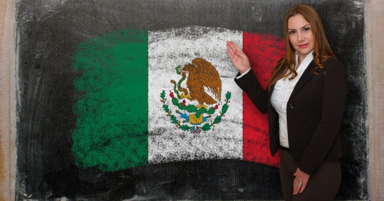 English teacher in front of Mexican flag